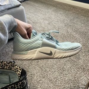 Women’s Nike shoes